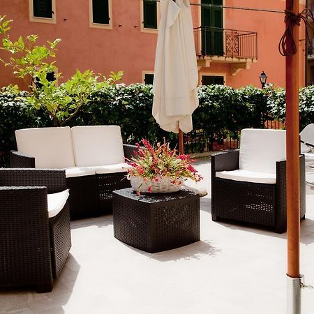 Hotel Lydia Alassio Exterior photo