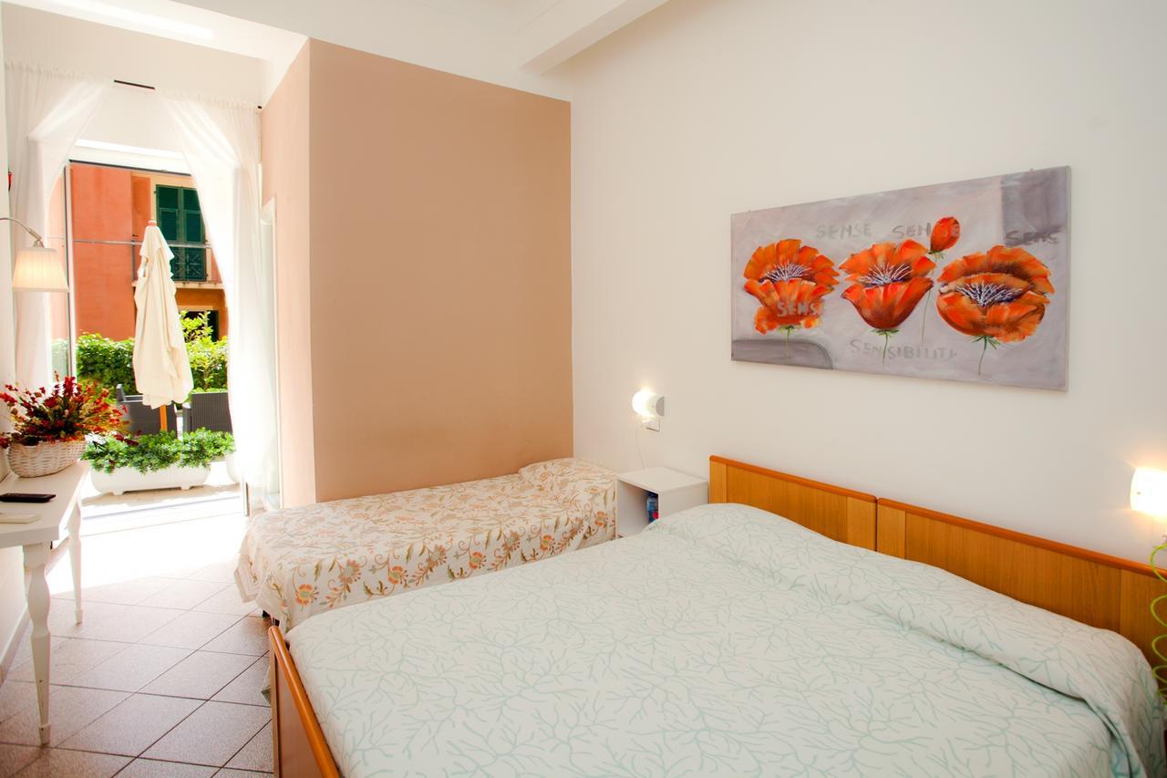 Hotel Lydia Alassio Exterior photo